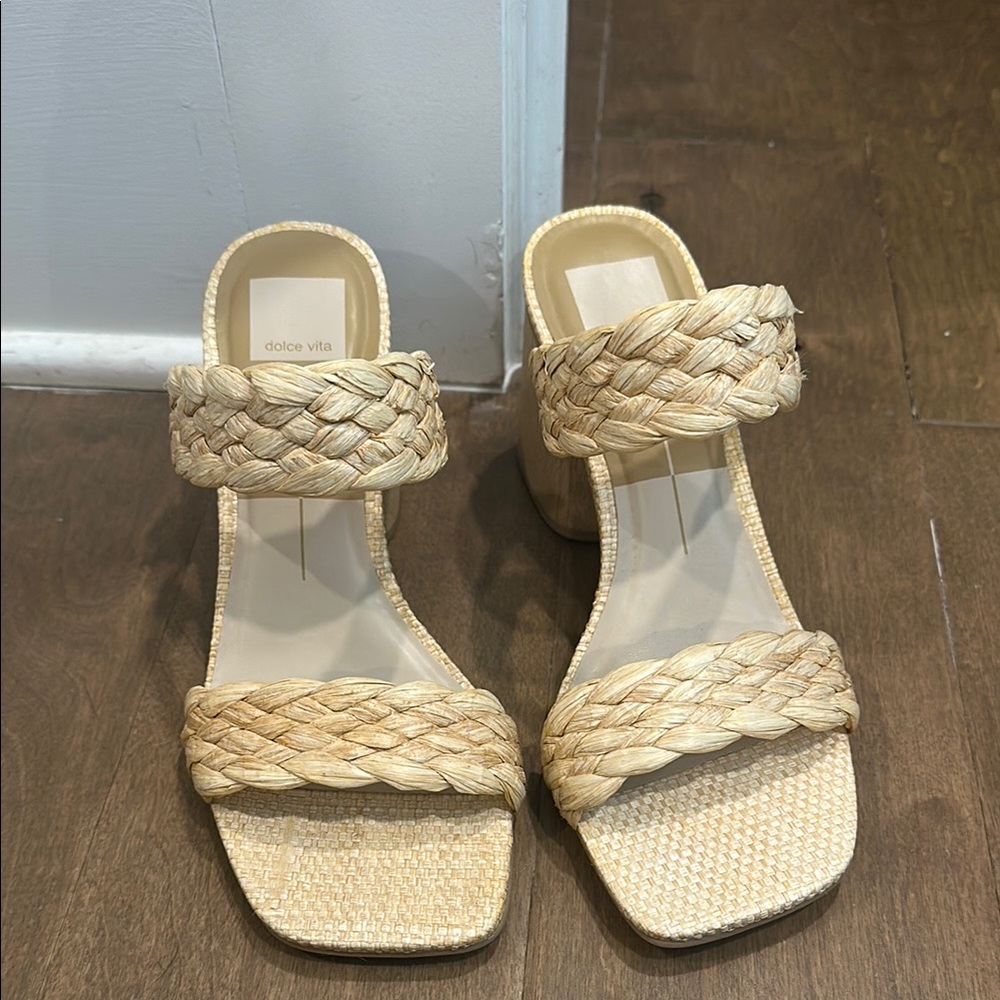 Dolce Vita Raffia Heel NWOT